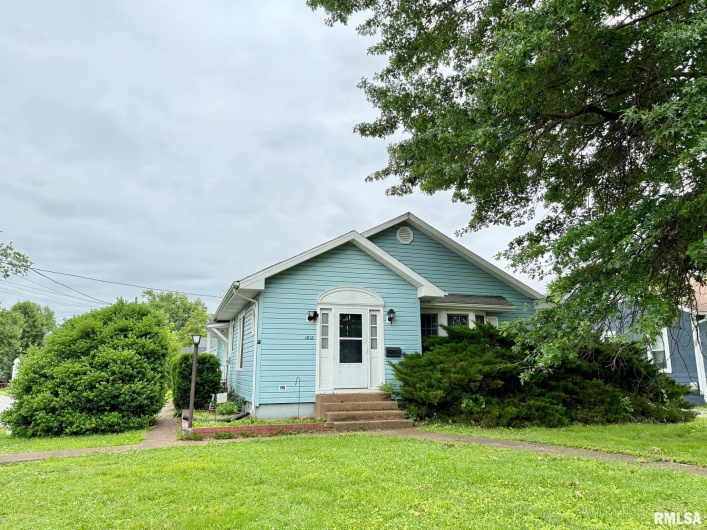 1812 NORTH Avenue, Metropolis, Illinois 62960, 3 Bedrooms Bedrooms, 0 ,2 BathroomsBathrooms,Residential,For Sale,NORTH,0,RMAEB456586