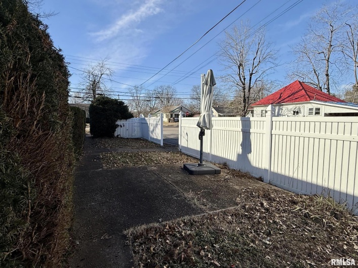 1812 NORTH Avenue, Metropolis, Illinois 62960, 3 Bedrooms Bedrooms, 0 ,2 BathroomsBathrooms,Residential,For Sale,NORTH,0,RMAEB456586