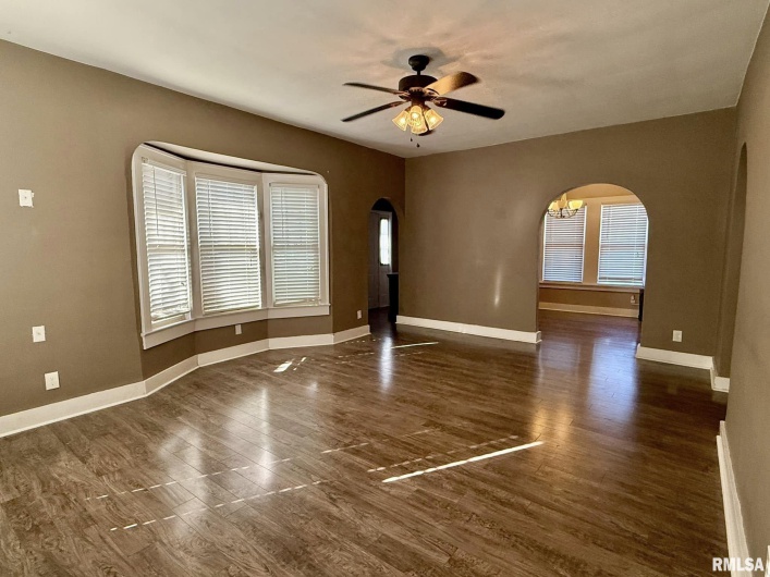 1812 NORTH Avenue, Metropolis, Illinois 62960, 3 Bedrooms Bedrooms, 0 ,2 BathroomsBathrooms,Residential,For Sale,NORTH,0,RMAEB456586