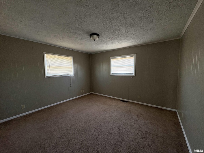 417 PERSHING Street, Energy, Illinois 62933, 3 Bedrooms Bedrooms, 0 ,1 BathroomBathrooms,Residential,For Sale,PERSHING,0,RMAEB456606
