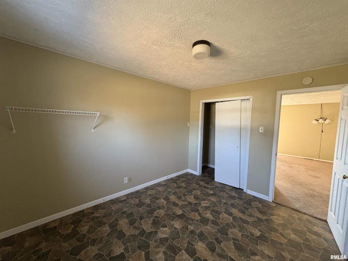 417 PERSHING Street, Energy, Illinois 62933, 3 Bedrooms Bedrooms, 0 ,1 BathroomBathrooms,Residential,For Sale,PERSHING,0,RMAEB456606