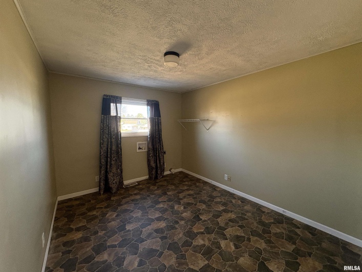 417 PERSHING Street, Energy, Illinois 62933, 3 Bedrooms Bedrooms, 0 ,1 BathroomBathrooms,Residential,For Sale,PERSHING,0,RMAEB456606