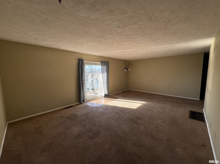 417 PERSHING Street, Energy, Illinois 62933, 3 Bedrooms Bedrooms, 0 ,1 BathroomBathrooms,Residential,For Sale,PERSHING,0,RMAEB456606