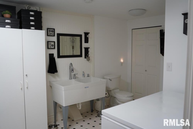 25065 Rock Springs Hollow Road, Thebes, Illinois 62990, 2 Bedrooms Bedrooms, 0 ,2 BathroomsBathrooms,Residential,For Sale,Rock Springs Hollow,0,RMAQC4260120