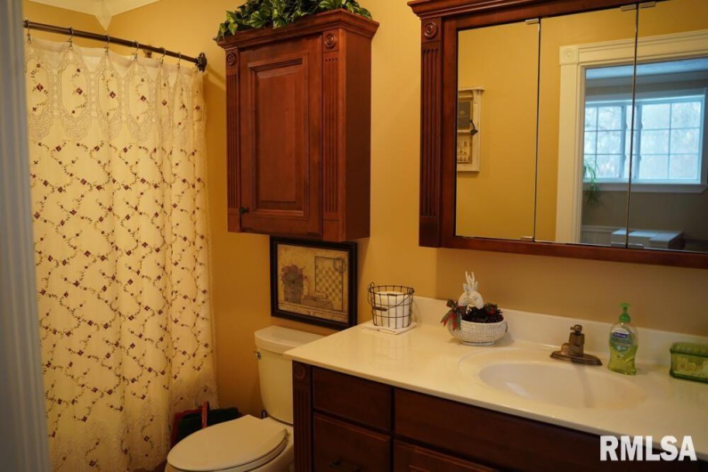 25065 Rock Springs Hollow Road, Thebes, Illinois 62990, 2 Bedrooms Bedrooms, 0 ,2 BathroomsBathrooms,Residential,For Sale,Rock Springs Hollow,0,RMAQC4260120
