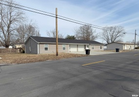 1204 Hendrickson Street, Marion, Illinois 62959, 0 , 0 ,0,Residential Income,For Sale,Hendrickson,0,RMAEB456552