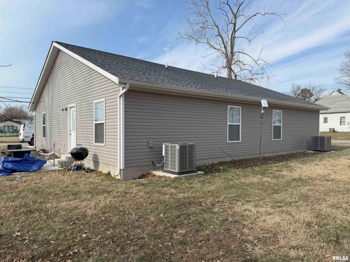 501 LIBERTY Street, Marion, Illinois 62959, 0 , 0 ,0,Residential Income,For Sale,LIBERTY,0,RMAEB456553