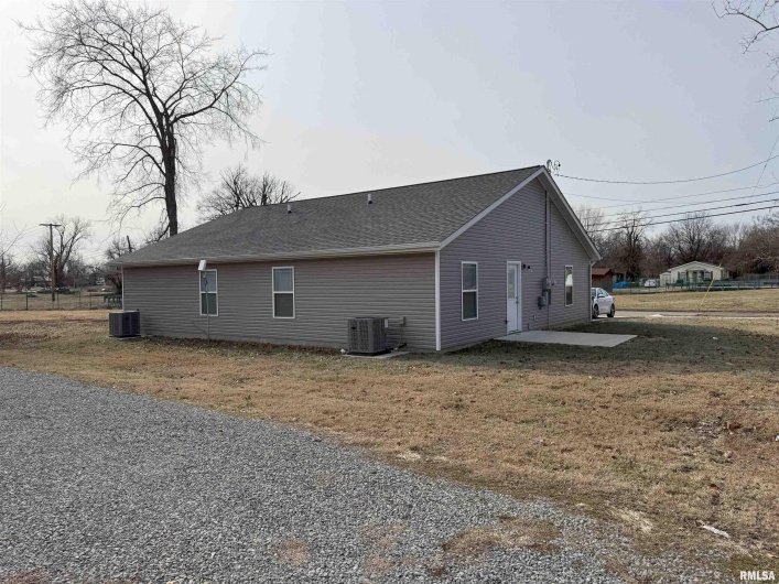 501 LIBERTY Street, Marion, Illinois 62959, 0 , 0 ,0,Residential Income,For Sale,LIBERTY,0,RMAEB456553