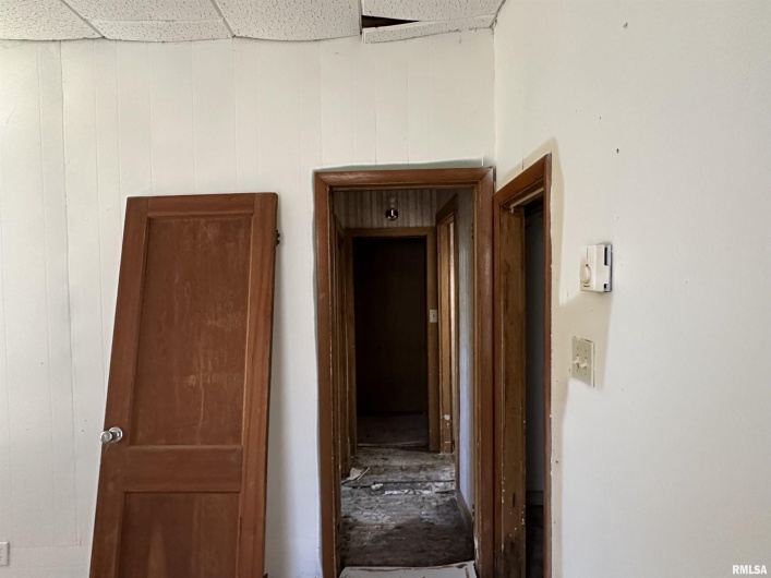 5672 Old Route 13 Road, Carterville, Illinois 62918, 3 Bedrooms Bedrooms, 0 ,2 BathroomsBathrooms,Residential,For Sale,Old Route 13,0,RMAEB454182