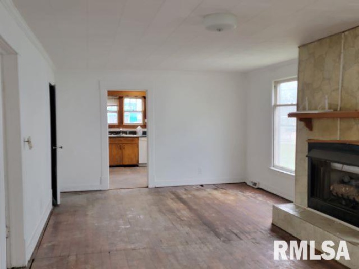 617 14TH Street, Herrin, Illinois 62948, 2 Bedrooms Bedrooms, 0 ,1 BathroomBathrooms,Residential,For Sale,14TH,0,RMAEB456627