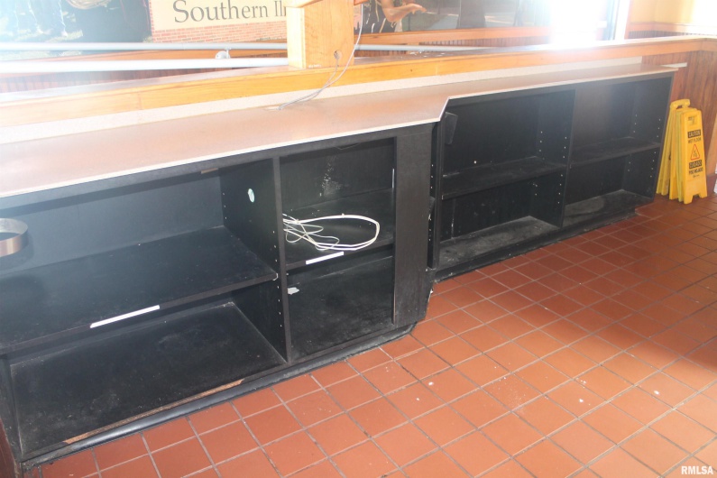 1125 MAIN Street, Carbondale, Illinois 62901, 0 , 0 ,0,Commercial Lease,For Sale,MAIN,0,RMAEB456625