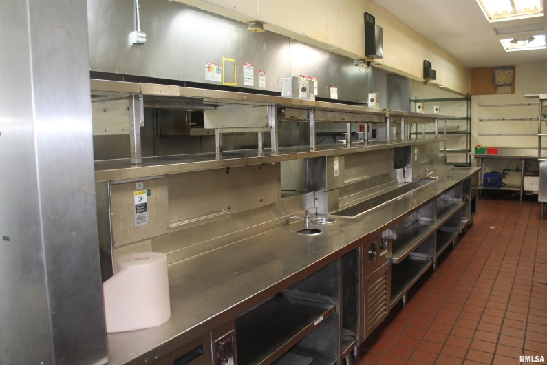 1125 MAIN Street, Carbondale, Illinois 62901, 0 , 0 ,0,Commercial Lease,For Sale,MAIN,0,RMAEB456625
