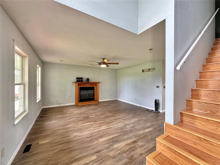 6624 State Route C, Ste Genevieve, Missouri 63670, 3 Bedrooms Bedrooms, 5 Rooms Rooms,2 BathroomsBathrooms,Residential,For Sale,State Route C,MAR24045902