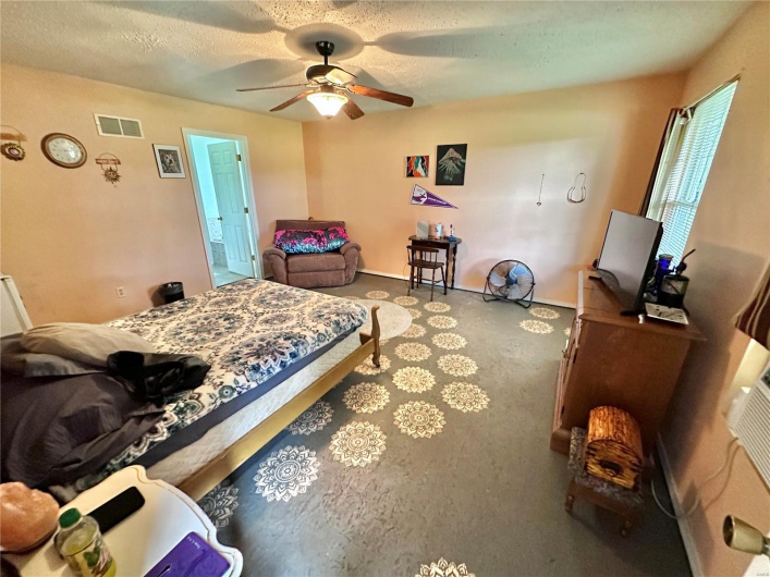 6624 State Route C, Ste Genevieve, Missouri 63670, 3 Bedrooms Bedrooms, 5 Rooms Rooms,2 BathroomsBathrooms,Residential,For Sale,State Route C,MAR24045902