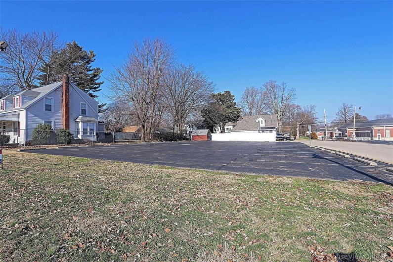 305 Columbia, Farmington, Missouri 63640, ,Commercial Sale,For Sale,Columbia,MAR20003554
