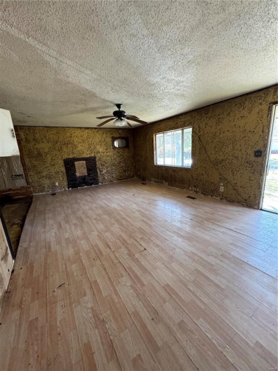 103 5th Street, Mill Spring, Missouri 63952, 3 Bedrooms Bedrooms, 6 Rooms Rooms,1 BathroomBathrooms,Residential,For Sale,5th,MAR24028729