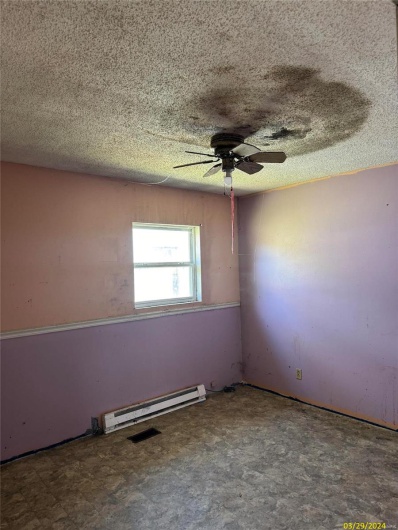 103 5th Street, Mill Spring, Missouri 63952, 3 Bedrooms Bedrooms, 6 Rooms Rooms,1 BathroomBathrooms,Residential,For Sale,5th,MAR24028729