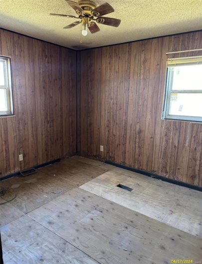 103 5th Street, Mill Spring, Missouri 63952, 3 Bedrooms Bedrooms, 6 Rooms Rooms,1 BathroomBathrooms,Residential,For Sale,5th,MAR24028729