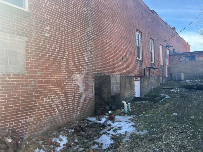 208 Main Street, Park Hills, Missouri 63601, ,Commercial Sale,For Sale,Main,MAR25003941