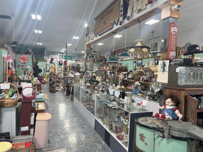 208 Main Street, Park Hills, Missouri 63601, ,Commercial Sale,For Sale,Main,MAR25003941