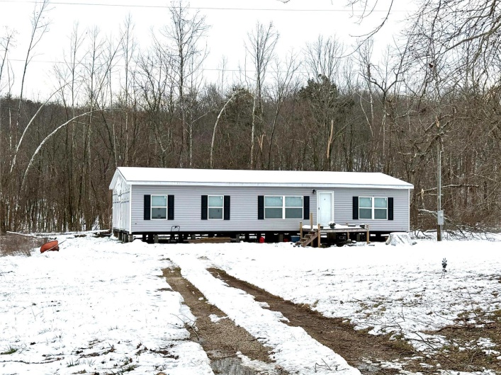 View of manufactured / mobile home
