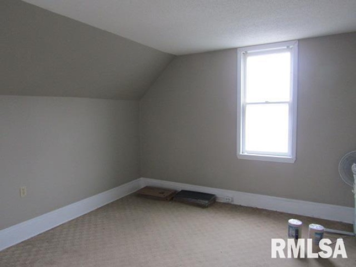 602 4TH Street, Rosiclare, Illinois 62982, 6 Bedrooms Bedrooms, 0 ,2 BathroomsBathrooms,Residential,For Sale,4TH,0,RMAEB456642