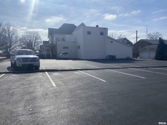 427 PARK Avenue, Herrin, Illinois 62948, 0 , 0 ,0,Commercial Sale,For Sale,PARK,0,RMAEB456645