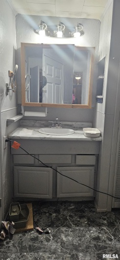 1555 REED Street, Eldorado, Illinois 62930, 2 Bedrooms Bedrooms, 0 ,2 BathroomsBathrooms,Residential,For Sale,REED,0,RMAEB456656