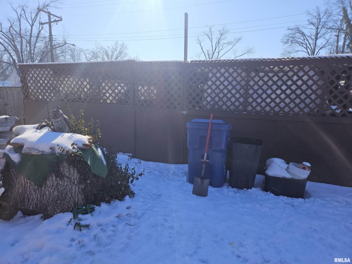 1555 REED Street, Eldorado, Illinois 62930, 2 Bedrooms Bedrooms, 0 ,2 BathroomsBathrooms,Residential,For Sale,REED,0,RMAEB456656