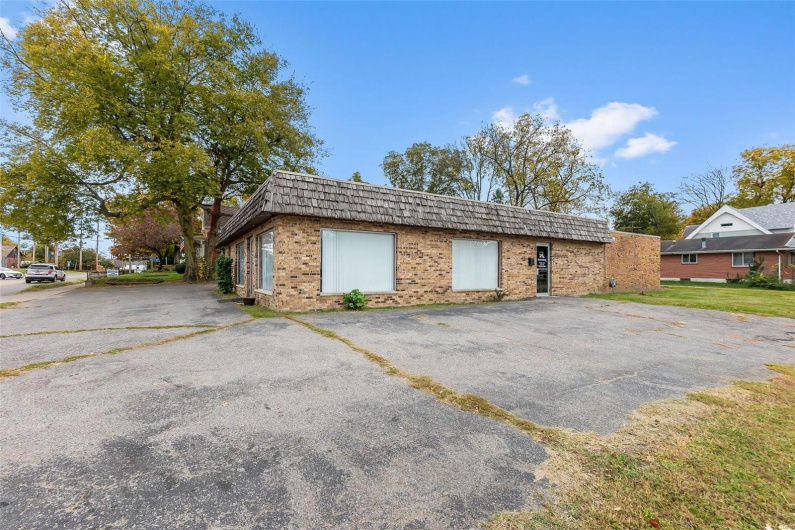 4 Pacific Street, Cape Girardeau, Missouri 63703, ,Commercial Sale,For Sale,Pacific,MAR24066995