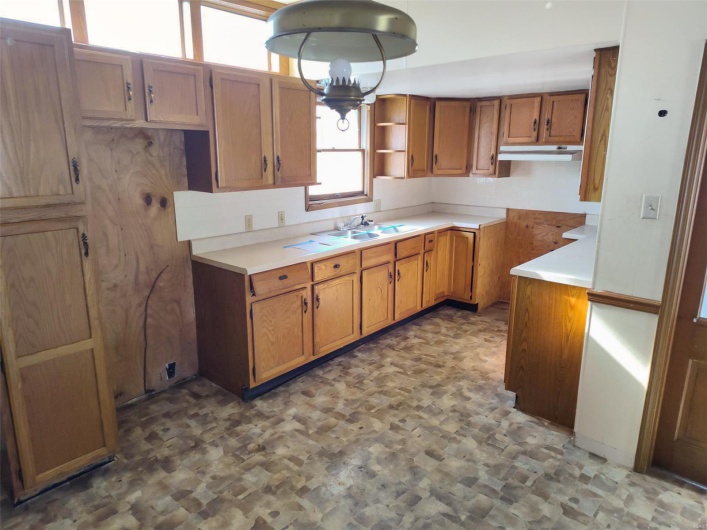 204 West Street, Perryville, Missouri 63775, 2 Bedrooms Bedrooms, 6 Rooms Rooms,2 BathroomsBathrooms,Residential,For Sale,West,MAR25006019