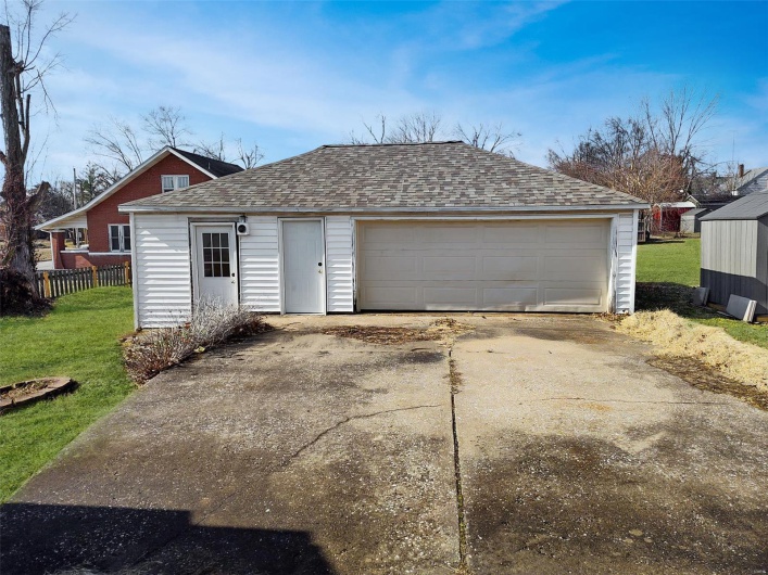 204 West Street, Perryville, Missouri 63775, 2 Bedrooms Bedrooms, 6 Rooms Rooms,2 BathroomsBathrooms,Residential,For Sale,West,MAR25006019