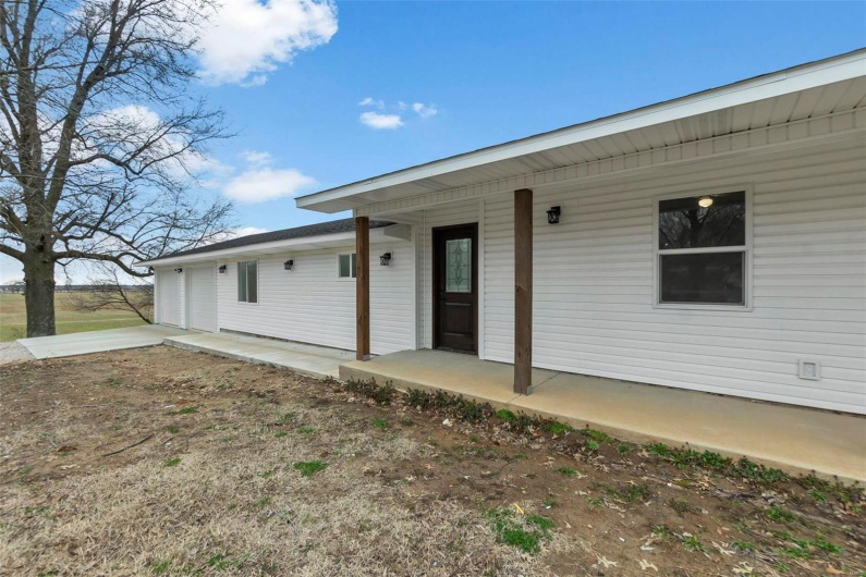 18211 State Highway J, Malden, Missouri 63863, 3 Bedrooms Bedrooms, 7 Rooms Rooms,2 BathroomsBathrooms,Residential,For Sale,State Highway J,MAR25006120