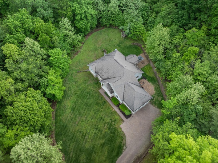 12 Dumaine Avenue, Cape Girardeau, Missouri 63701, 4 Bedrooms Bedrooms, 9 Rooms Rooms,3 BathroomsBathrooms,Residential,For Sale,Dumaine,MAR25003033