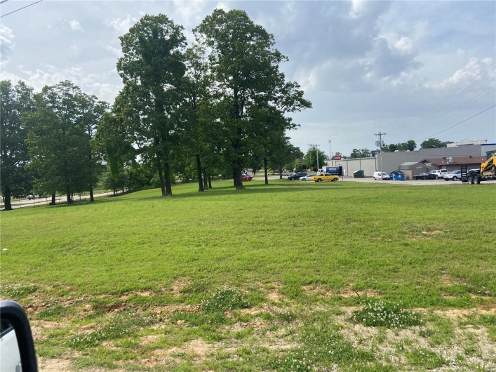 1224 Westwood Blvd., Poplar Bluff, Missouri 63901, ,Commercial Sale,For Sale,Westwood Blvd.,MAR22035285