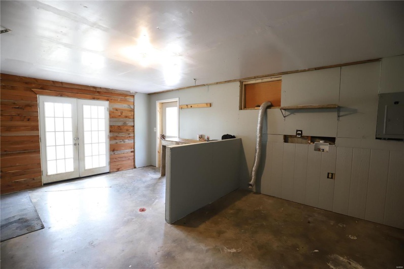 2099 Highway Jj, Ironton, Missouri 63650, 3 Bedrooms Bedrooms, 7 Rooms Rooms,1 BathroomBathrooms,Residential,For Sale,Highway Jj,MAR24056302