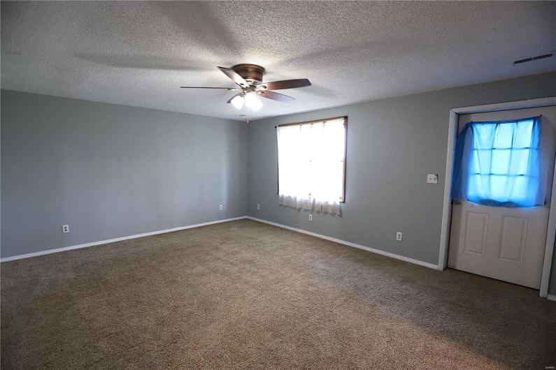 2099 Highway Jj, Ironton, Missouri 63650, 3 Bedrooms Bedrooms, 7 Rooms Rooms,1 BathroomBathrooms,Residential,For Sale,Highway Jj,MAR24056302