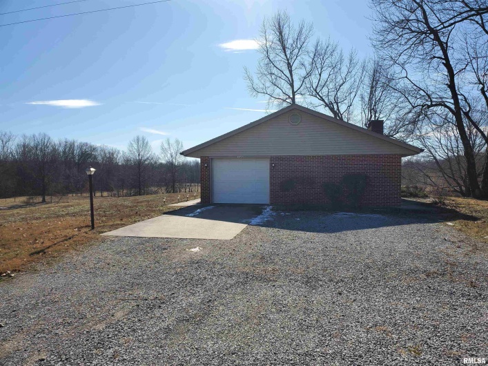 1342 Larsue Drive, Carbondale, Illinois 62902, 0 , 0 ,0,Residential Income,For Sale,Larsue,0,RMAEB456660