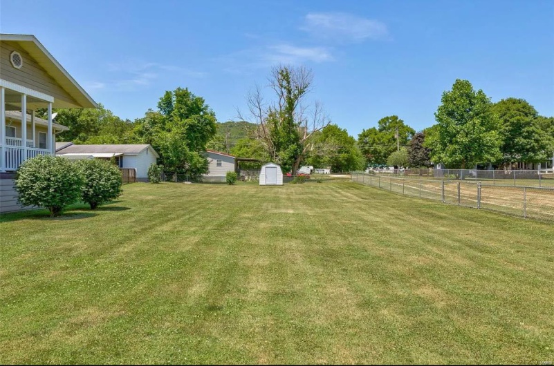 111 Ziegler Street, Pilot Knob, Missouri 63663, 3 Bedrooms Bedrooms, 6 Rooms Rooms,2 BathroomsBathrooms,Residential,For Sale,Ziegler,MAR25006359