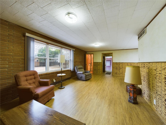 706 Smith Street, Malden, Missouri 63863, 3 Bedrooms Bedrooms, 8 Rooms Rooms,2 BathroomsBathrooms,Residential,For Sale,Smith,MAR25006382