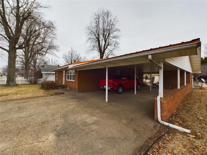 706 Smith Street, Malden, Missouri 63863, 3 Bedrooms Bedrooms, 8 Rooms Rooms,2 BathroomsBathrooms,Residential,For Sale,Smith,MAR25006382