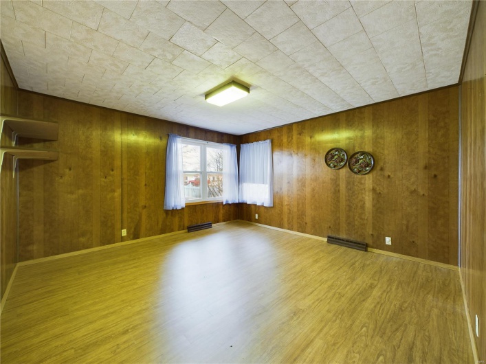 706 Smith Street, Malden, Missouri 63863, 3 Bedrooms Bedrooms, 8 Rooms Rooms,2 BathroomsBathrooms,Residential,For Sale,Smith,MAR25006382
