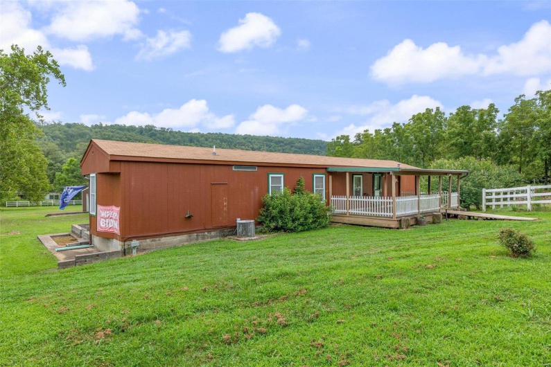 5857 Highway E, Fredericktown, Missouri 63645, 2 Bedrooms Bedrooms, 5 Rooms Rooms,1 BathroomBathrooms,Residential,For Sale,Highway E,MAR24046990
