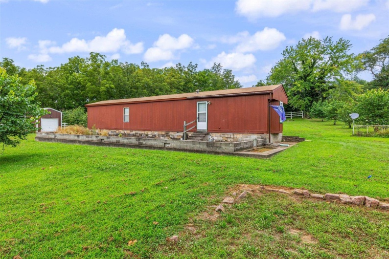 5857 Highway E, Fredericktown, Missouri 63645, 2 Bedrooms Bedrooms, 5 Rooms Rooms,1 BathroomBathrooms,Residential,For Sale,Highway E,MAR24046990