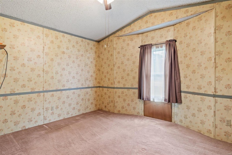 5857 Highway E, Fredericktown, Missouri 63645, 2 Bedrooms Bedrooms, 5 Rooms Rooms,1 BathroomBathrooms,Residential,For Sale,Highway E,MAR24046990