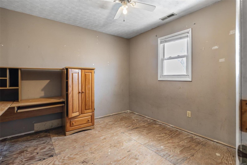 8 Crescent Drive, Viburnum, Missouri 65566, 3 Bedrooms Bedrooms, 6 Rooms Rooms,2 BathroomsBathrooms,Residential,For Sale,Crescent,MAR25005763