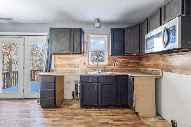 8 Crescent Drive, Viburnum, Missouri 65566, 3 Bedrooms Bedrooms, 6 Rooms Rooms,2 BathroomsBathrooms,Residential,For Sale,Crescent,MAR25005763