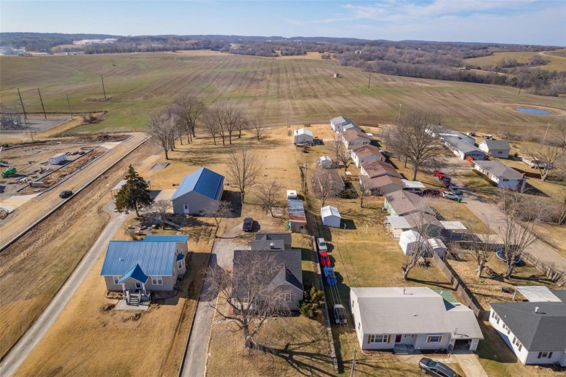 215 Virginia Street, Ste Genevieve, Missouri 63670, 4 Bedrooms Bedrooms, 13 Rooms Rooms,2 BathroomsBathrooms,Residential,For Sale,Virginia Street,MAR25005950