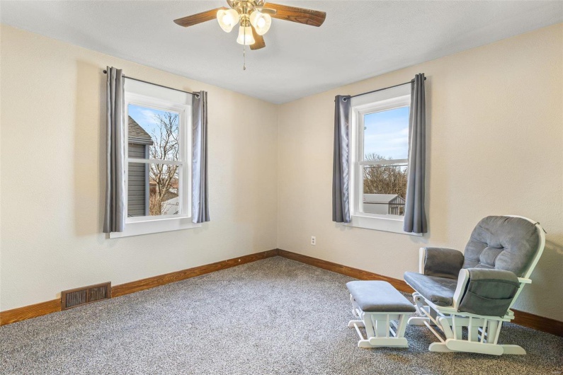 215 Virginia Street, Ste Genevieve, Missouri 63670, 4 Bedrooms Bedrooms, 13 Rooms Rooms,2 BathroomsBathrooms,Residential,For Sale,Virginia Street,MAR25005950