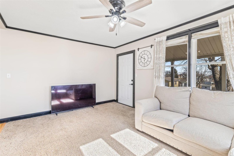 215 Virginia Street, Ste Genevieve, Missouri 63670, 4 Bedrooms Bedrooms, 13 Rooms Rooms,2 BathroomsBathrooms,Residential,For Sale,Virginia Street,MAR25005950